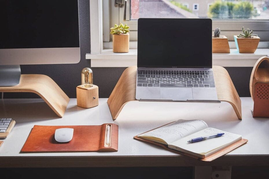 Building the Ultimate Home Workspace for Entrepreneurs